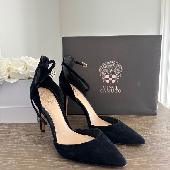 Vince Camuto Black Suede Heels - Picture 1 of 4